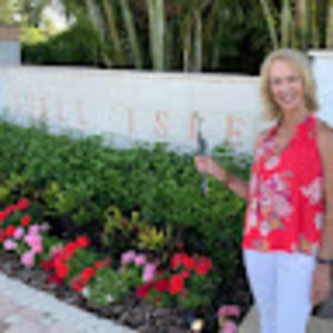 Meet your Posher, Nancie